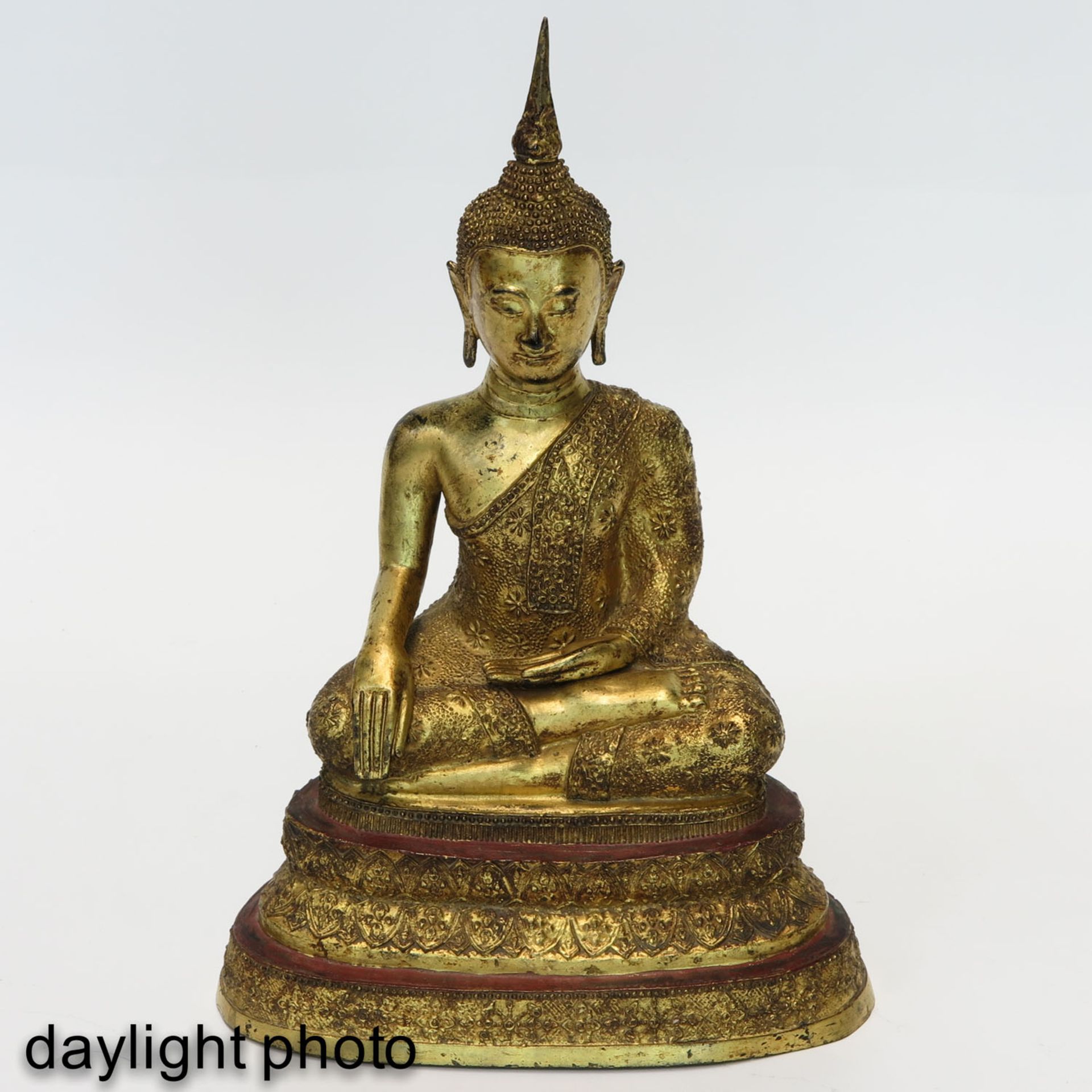 A Gilt Bronze Buddha - Image 7 of 10