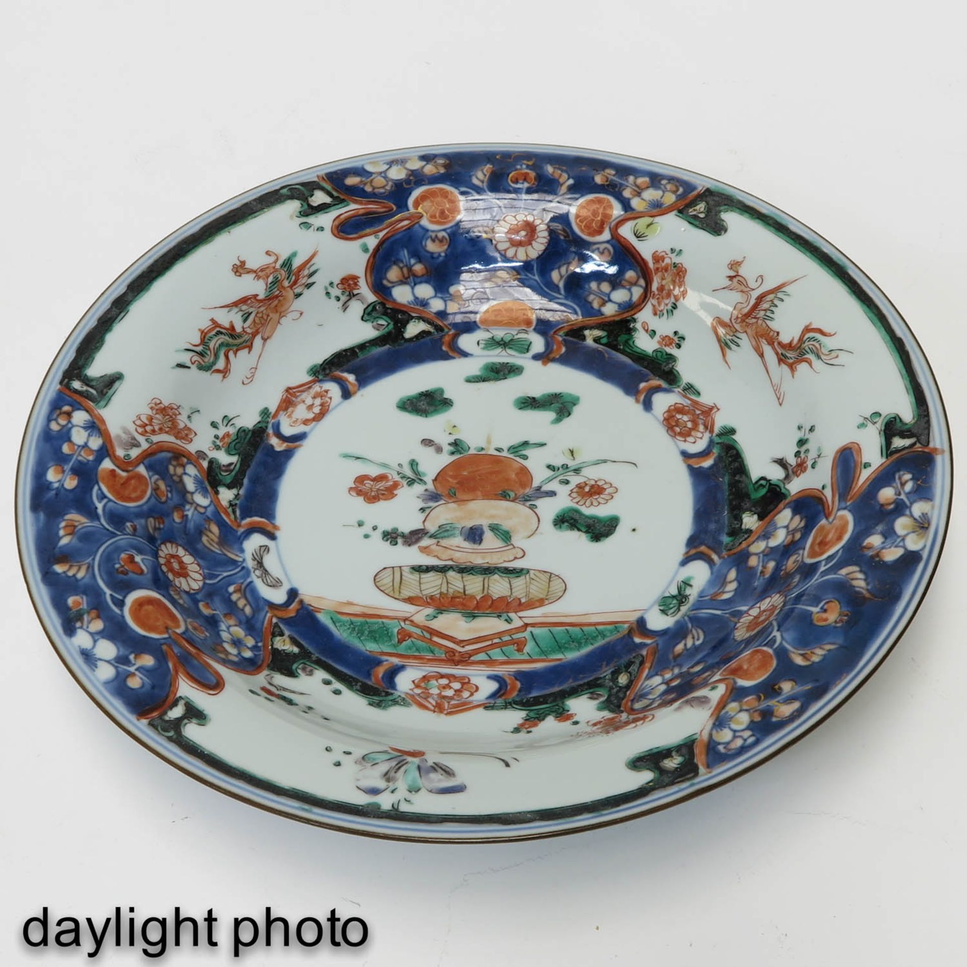 A Famille Verte Plate - Image 3 of 7