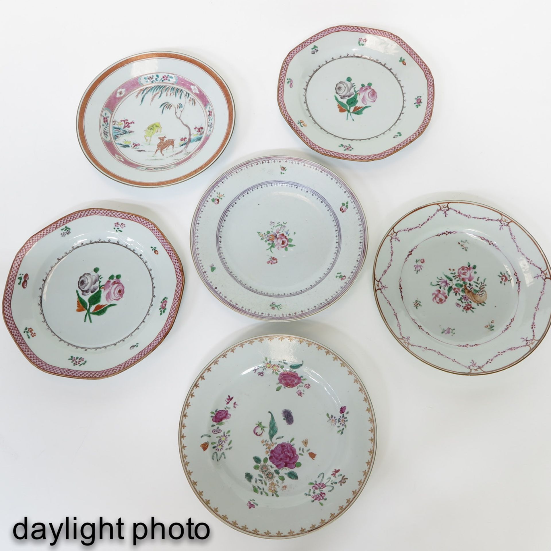 A Collection of 6 Plates - Image 7 of 10