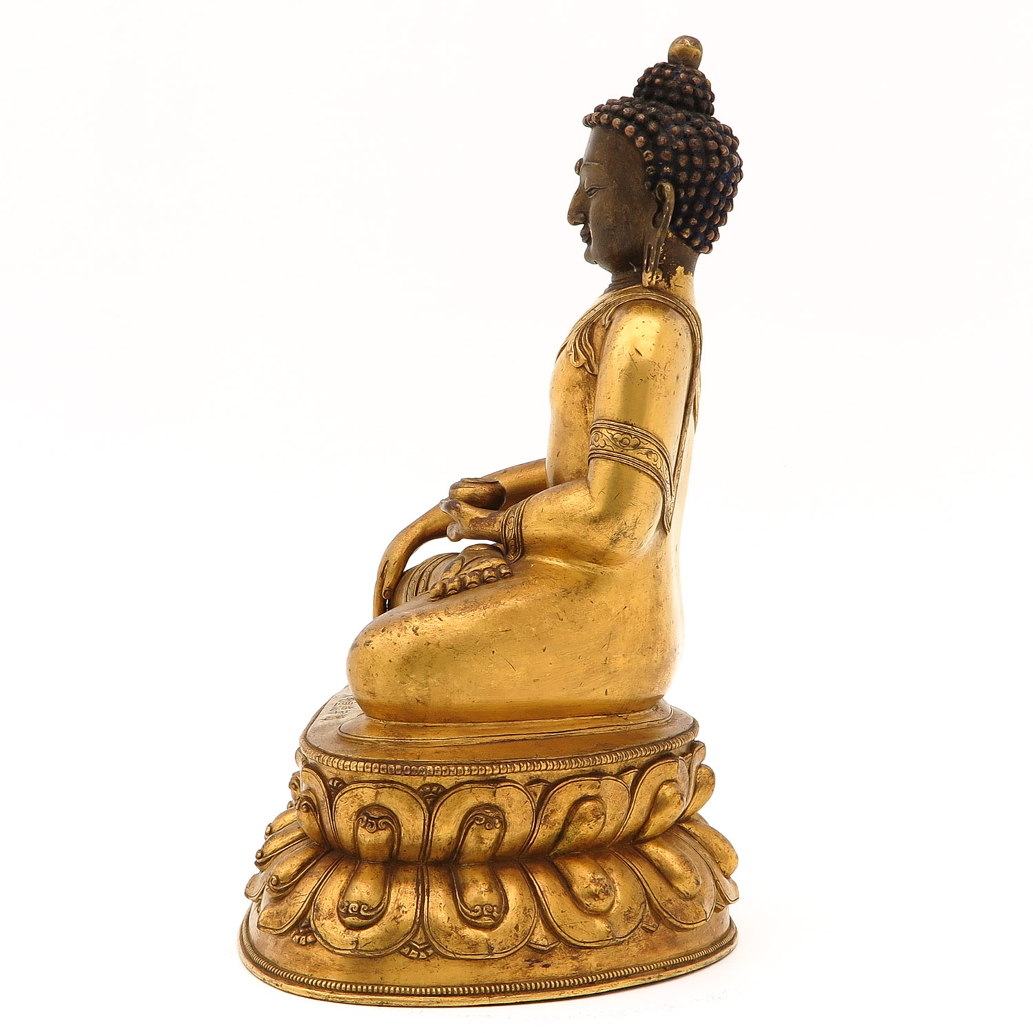 A Bronze Buddha Sculpture - Image 2 of 10