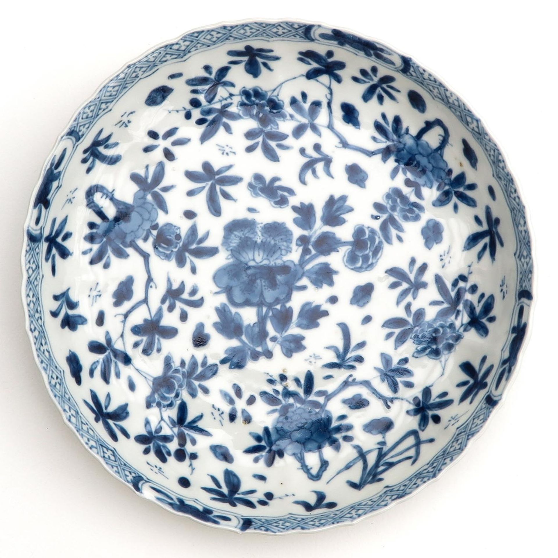 A Lot of 2 Blue and White Plates - Image 5 of 10