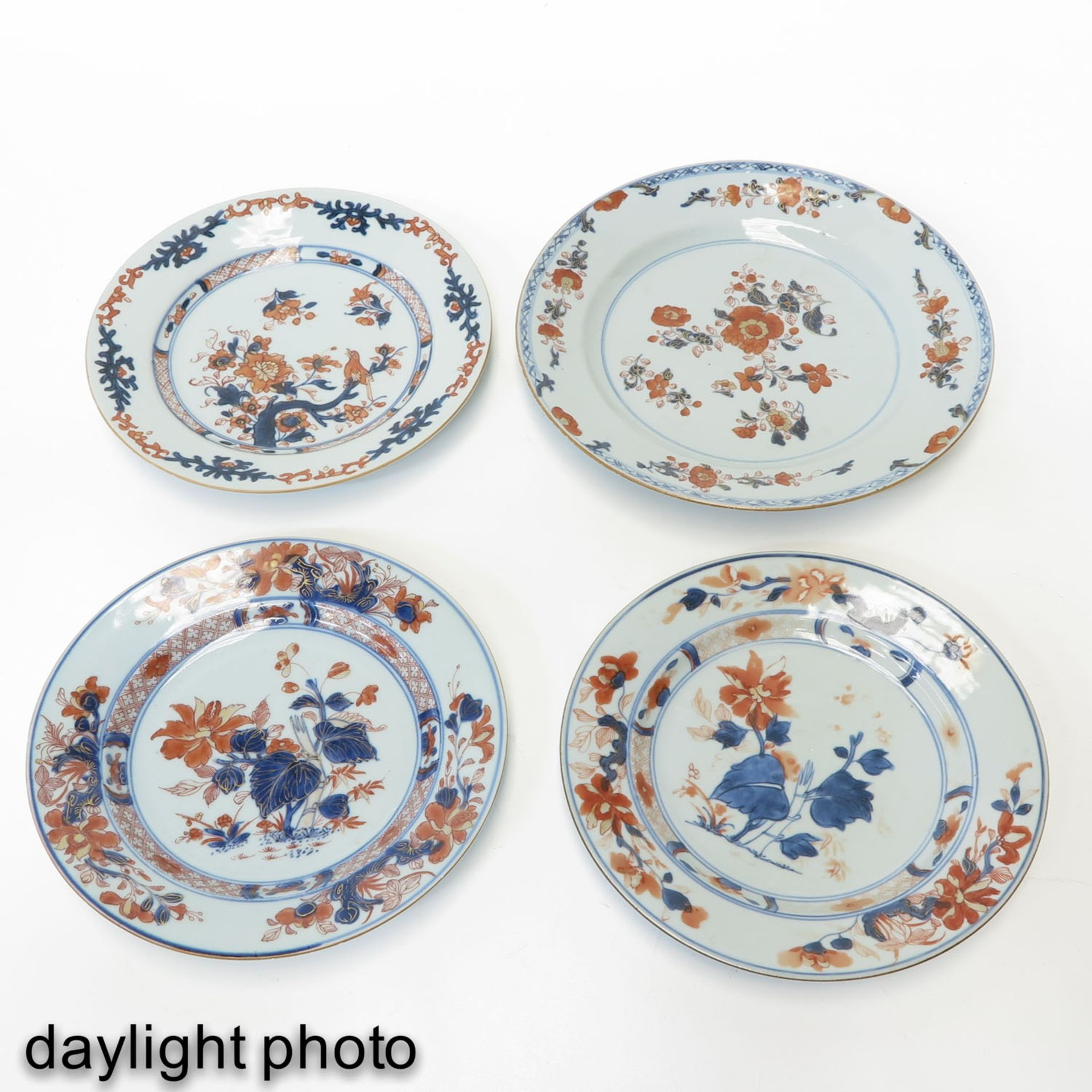 A Collection of 4 Plates - Image 7 of 10