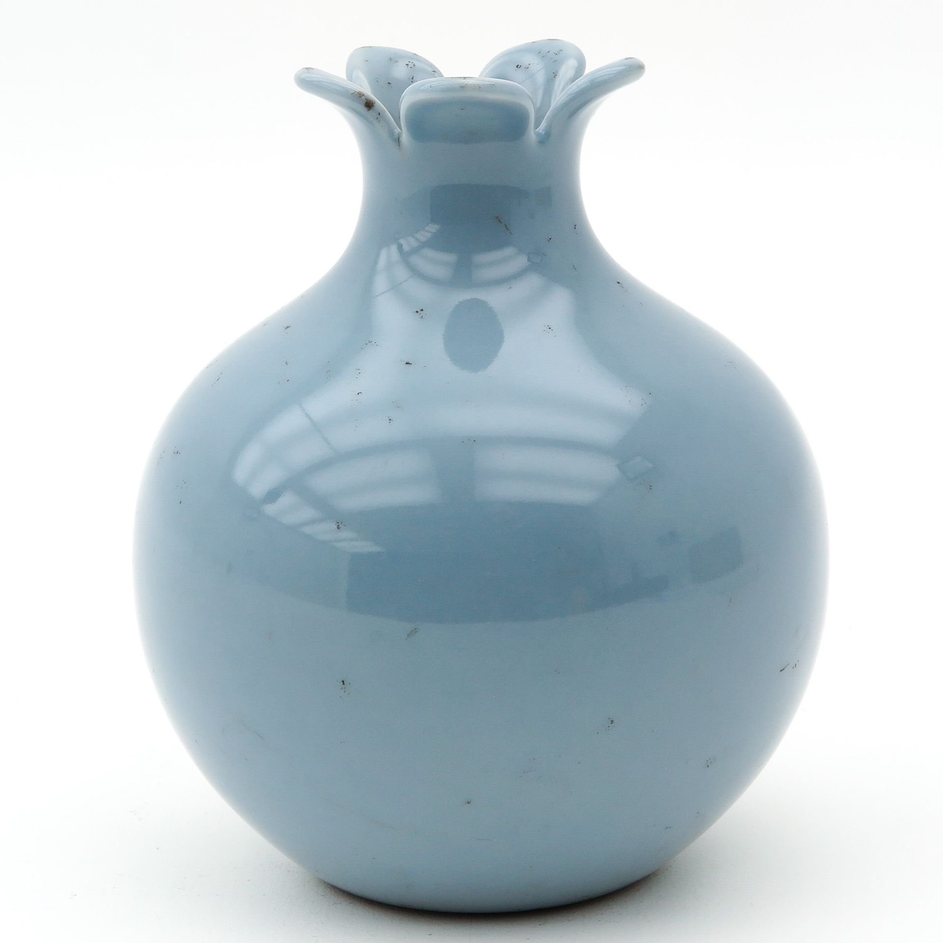 A Blue Glaze Vase - Image 3 of 9