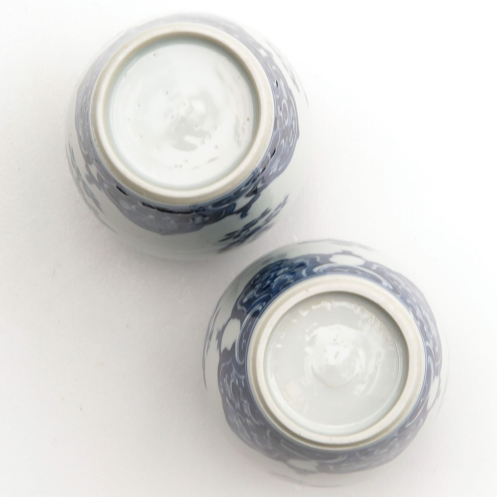2 Blue and White Vases - Image 6 of 9