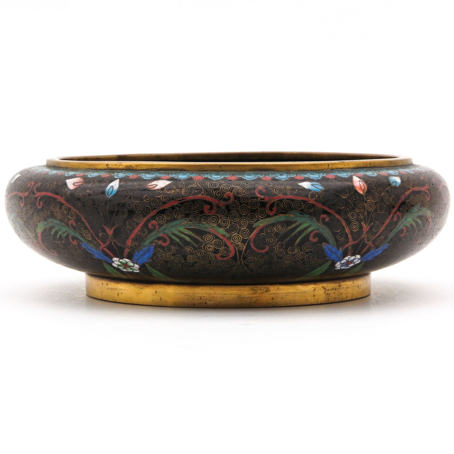 A Cloisonne Bowl with Carved Wood Base - Image 3 of 10