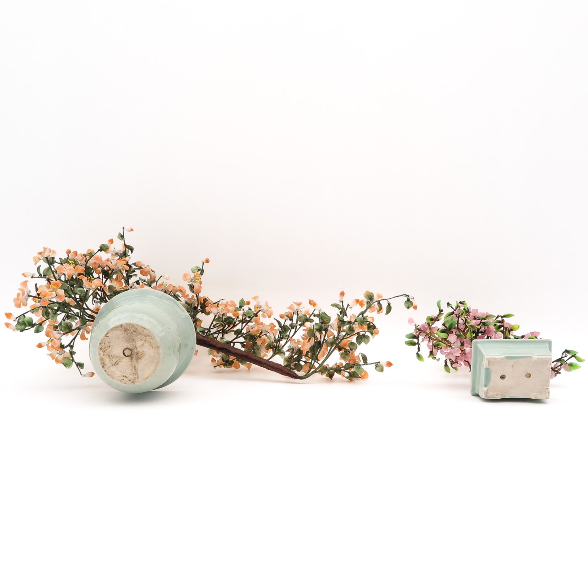 Two Jade Floral Sculptures - Image 5 of 10