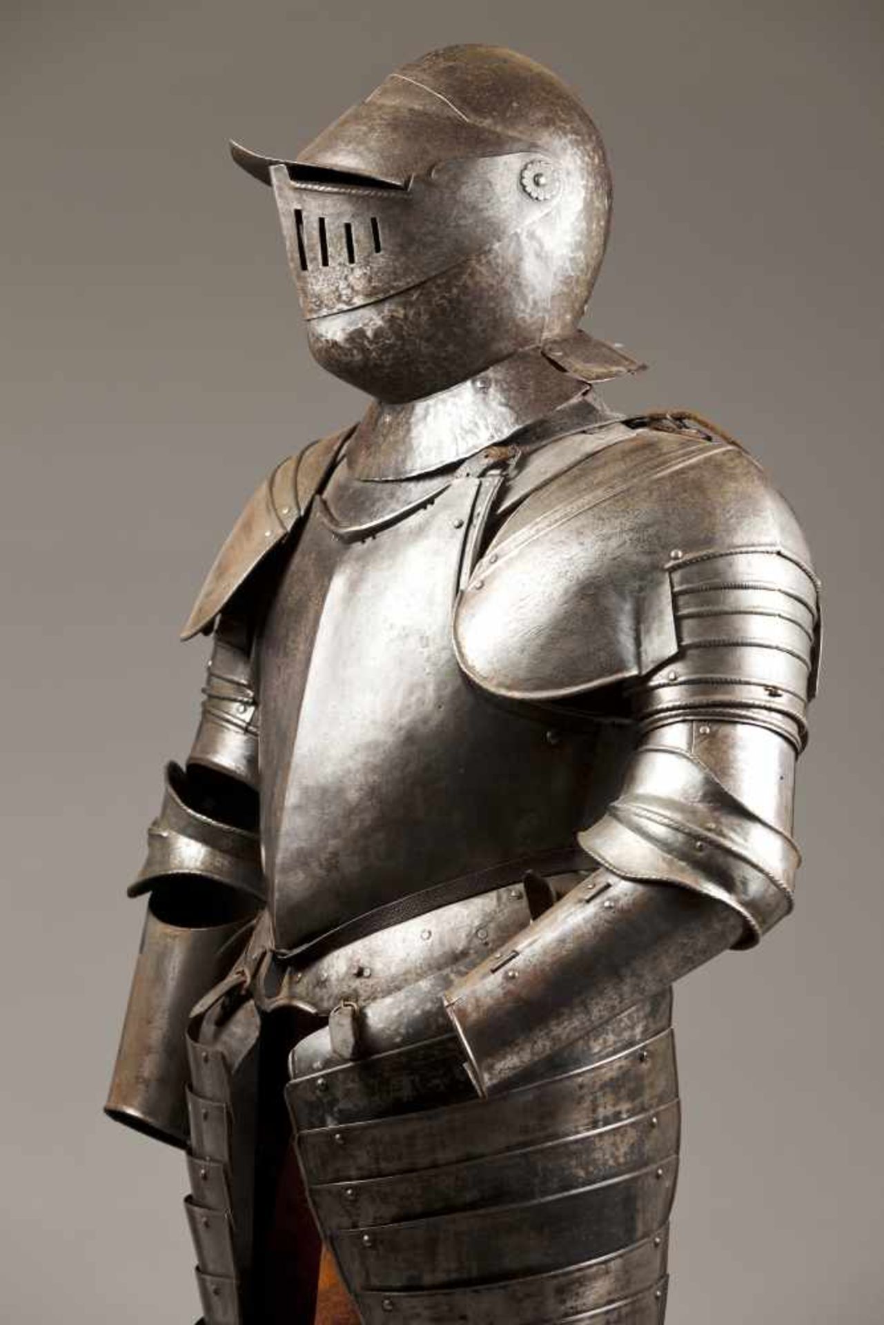 A "Cuirassier" suit of armour, 17th century - Bild 2 aus 2