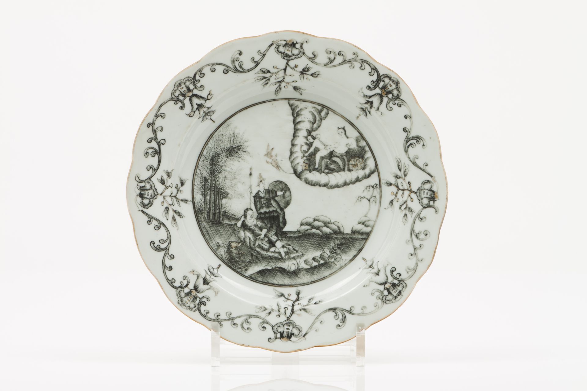 A scalloped plateChinese export porcelainGrisaille and gilt decoration with mythological scene,