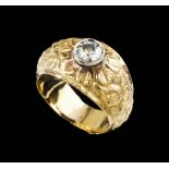 A solitary ringGoldRaised floral decoration set with one antique cut brilliant (ca.0.46ct) with some