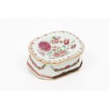 An octagonal salt cellarChinese export porcelainPolychrome floral "Famille Rose" enamelled