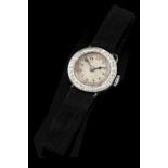 A lady's wrist watchPlatinum 950/1000Circular case of white face and Arabic numerals with bevel