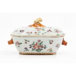 Small tureen with cover