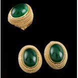 A ring and earrings set