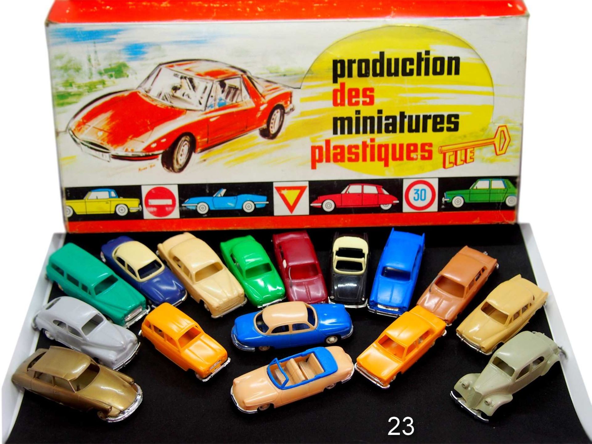 CLE - France - plastique - 1/48e (1)