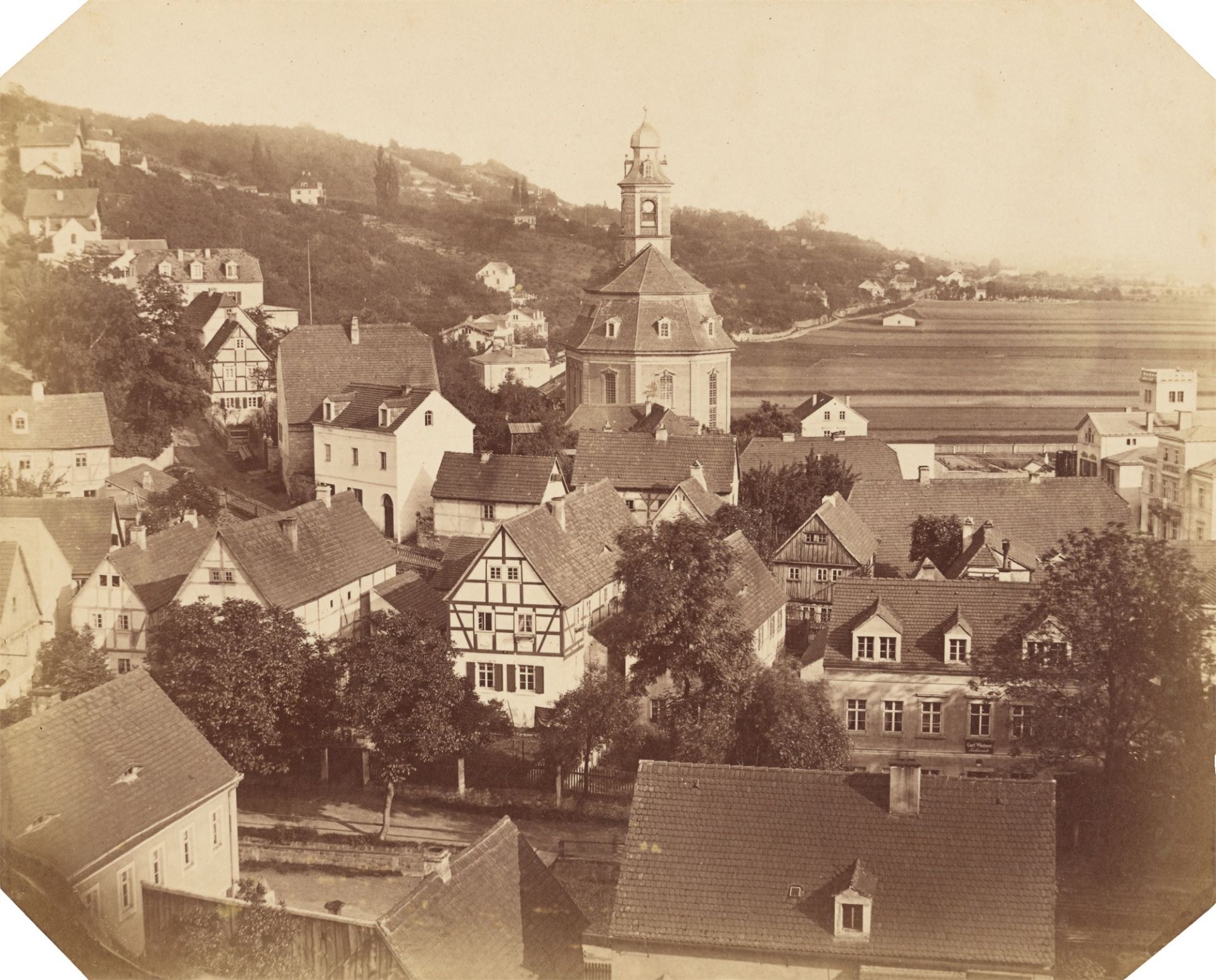 August Kotzsch. Loschwitz, Elbaufwärts vom Burgberg gesehen / Blick auf Loschwitz und die …. Um 1865 - Bild 2 aus 2