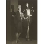 Germaine Krull. Mannequin Siégel, Modelle Jenny, Paris. 1925