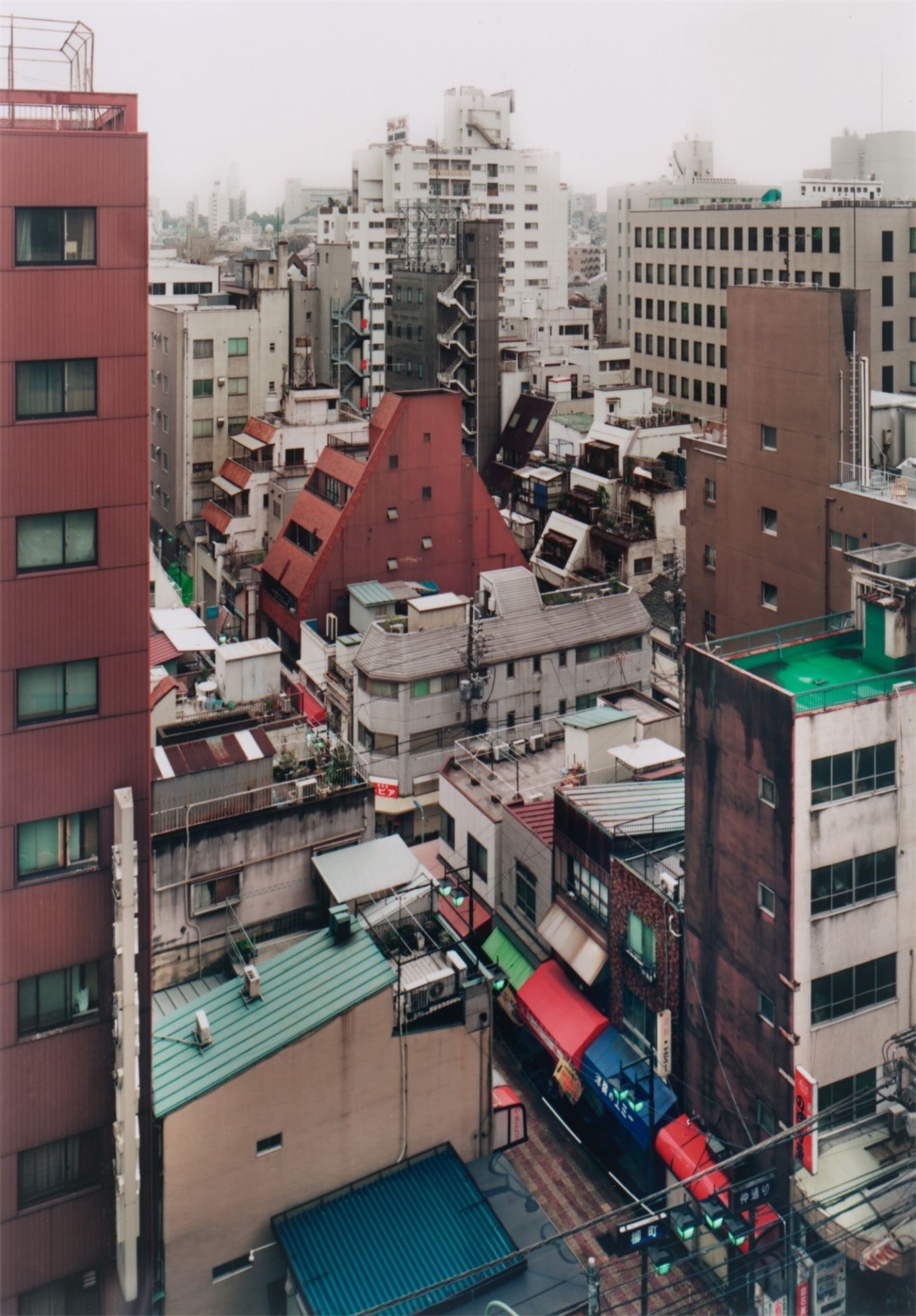 Thomas Struth. „Bunkyo Tokyo“. 1999