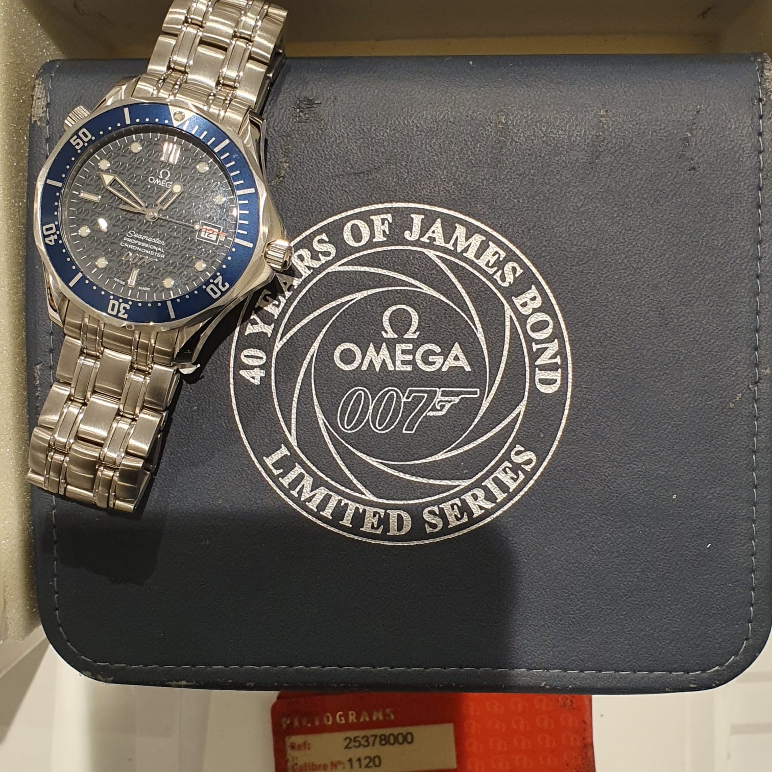 Omega Seamaster 300m James Bond Limited Edition ref 25378000 - Image 4 of 5