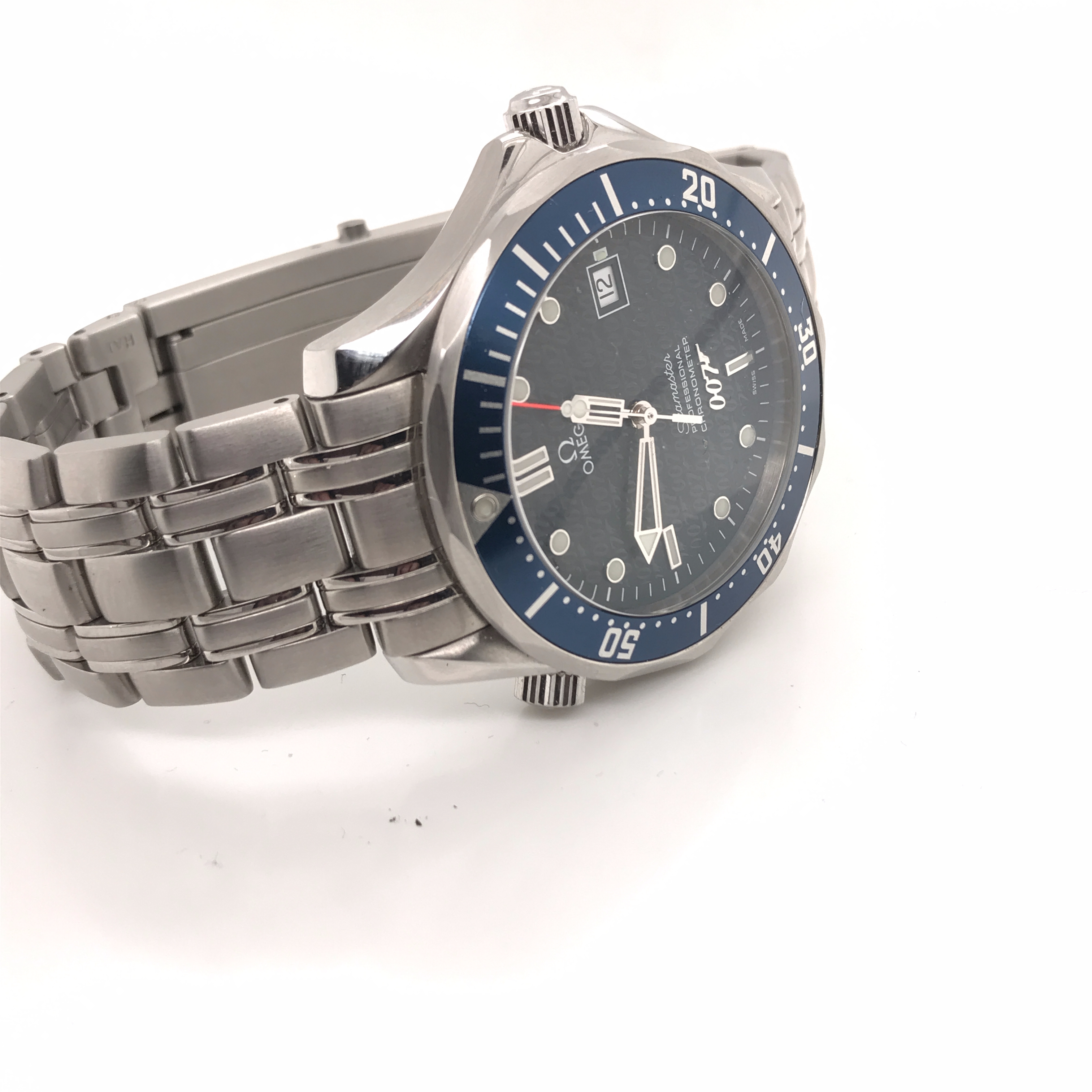 Omega Seamaster 300m James Bond Limited Edition ref 25378000 - Image 2 of 5