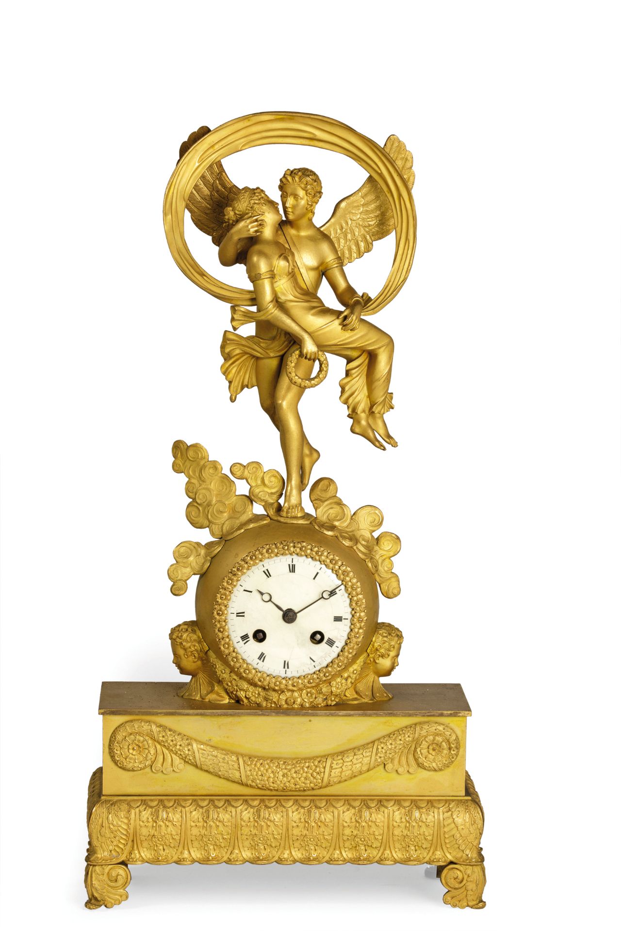 OROLOGIO D'APPOGGIO IN BRONZO DORATO E FINEMENTE CESELLATO, FRANCIA, 1830 CIRCA