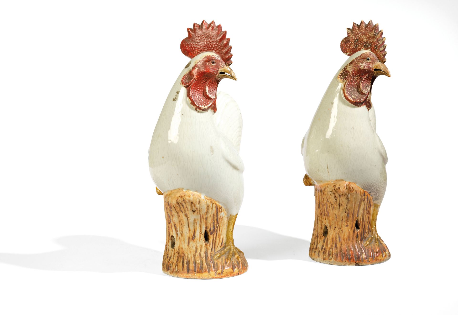 TWO PORCELAIN FIGURES OF STANDING COCKS, CHINA, 18TH-19TH CENTURY (2) - Image 2 of 3