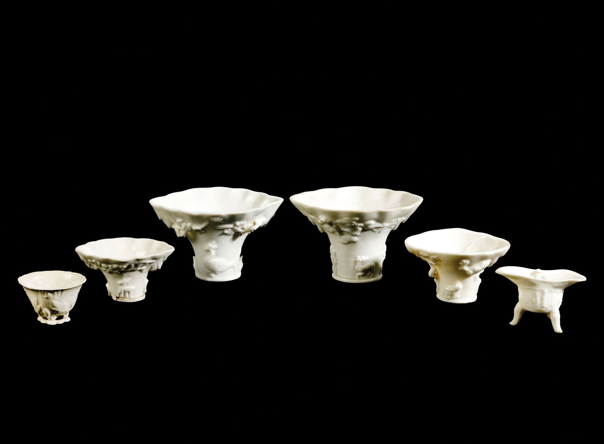 SIX BLANC-DE-CHINE PORCELAIN LIBAGION CUPS VARIOUSLY SIZED, CHINA,17TH -18TH CENTURY (6)