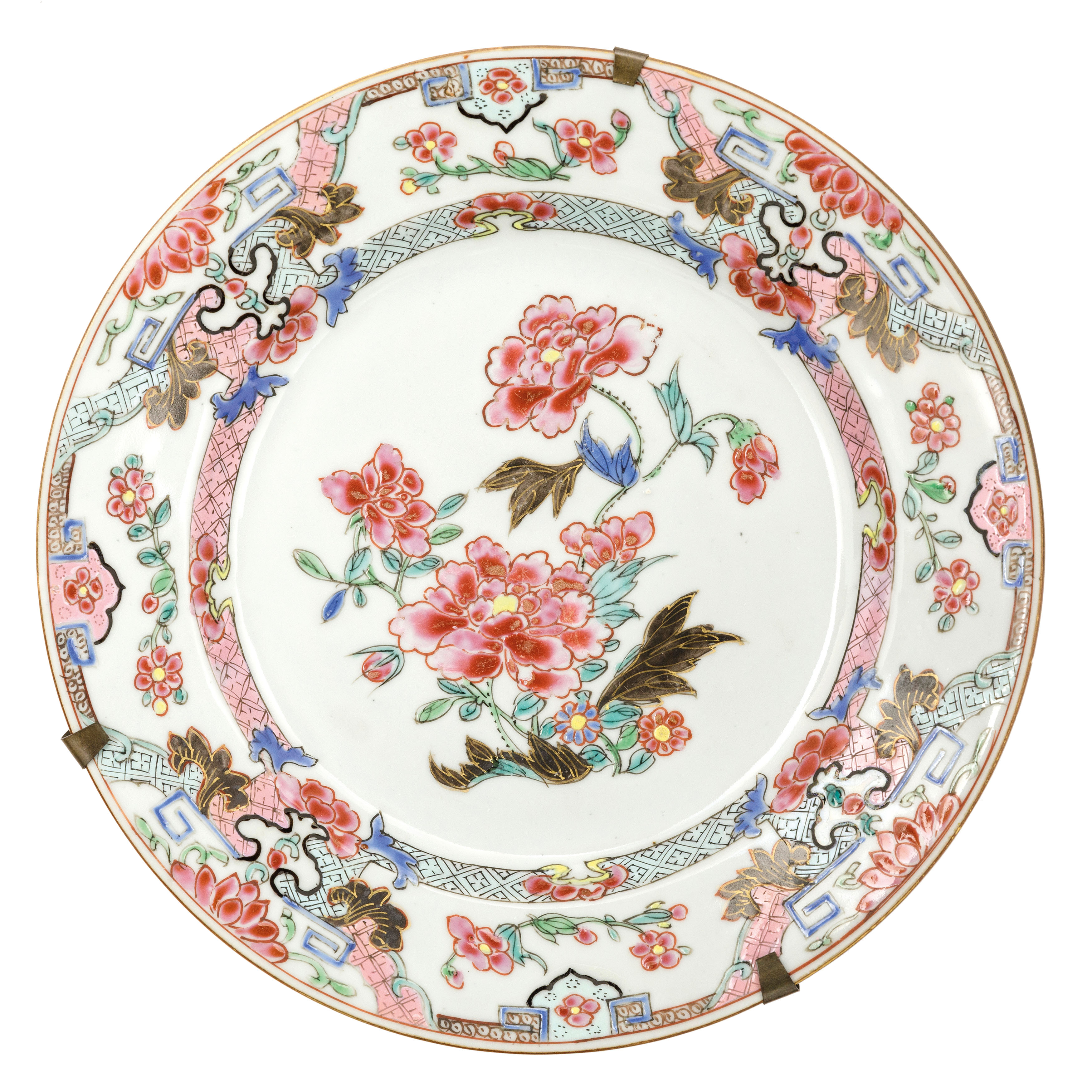 SIX DIFFERENT FAMILLE ROSE PORCELAIN DISHES, CHINA, MIDDLE 18TH CENTURY (6) - Image 6 of 6