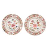 A PAIR OF FAMILLE ROSE PORCELAIN DISHES, CHINA, 18TH CENTURY (2)