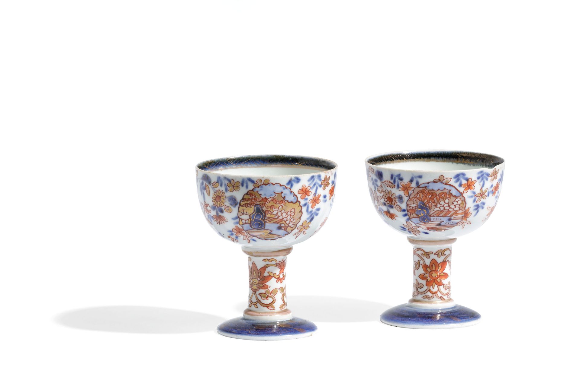 TWO IMARI PORCELAIN STEM CUPS, CHINA, 18TH CENTURY (2)