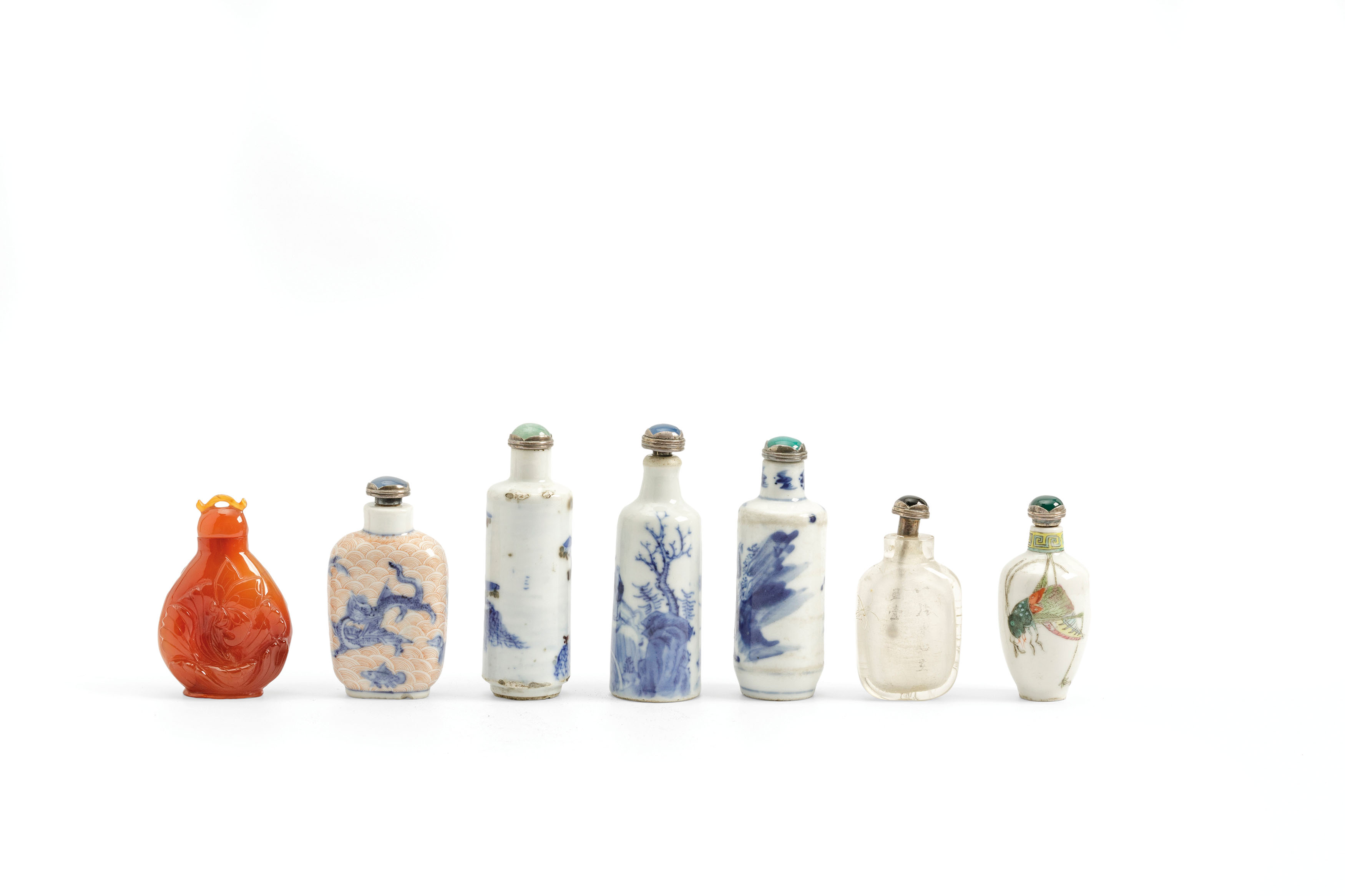 SEVEN MISCELLANEOUS SNUFF BOTTLES, CHINA, 19TH-20TH CENTURY (7) - Image 2 of 2