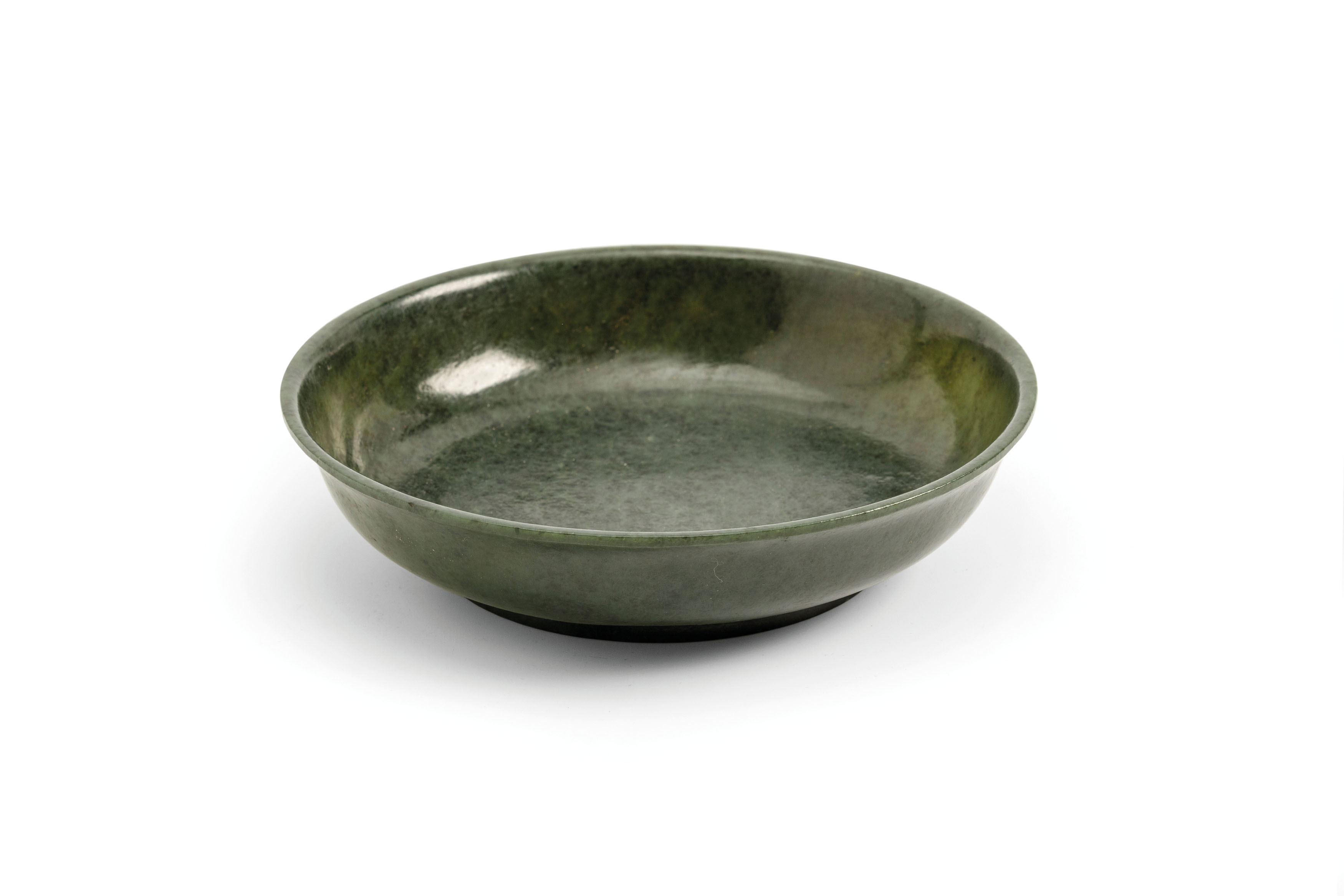 A SPINACH-GREEN JADE DISH, CHINA, 18TH-19TH CENTURY