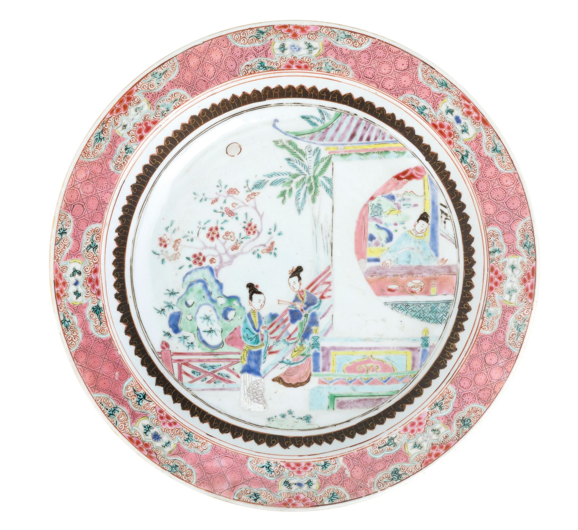 A PAIR OF FAMILLE ROSE PORCELAIN SERVICE ROUND DISHES, CHINA, 18TH CENTURY, QIANLONG PERIOD (2) - Bild 3 aus 4
