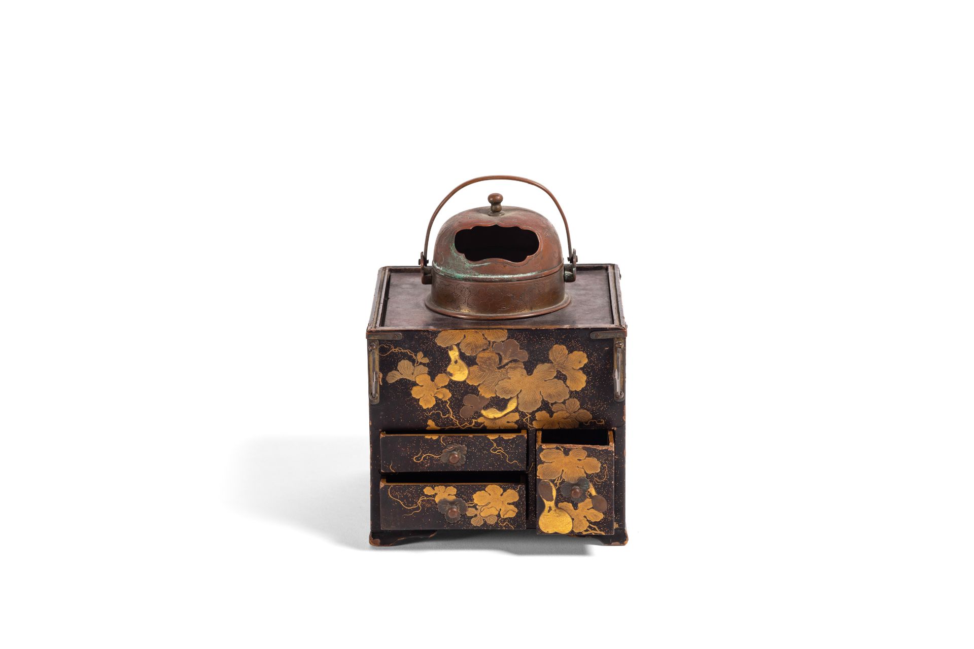 A SMALL BLACK AND GILT LACQUER CABINET, JAPAN, MEIJI PERIOD (1869-1912) - Image 2 of 4