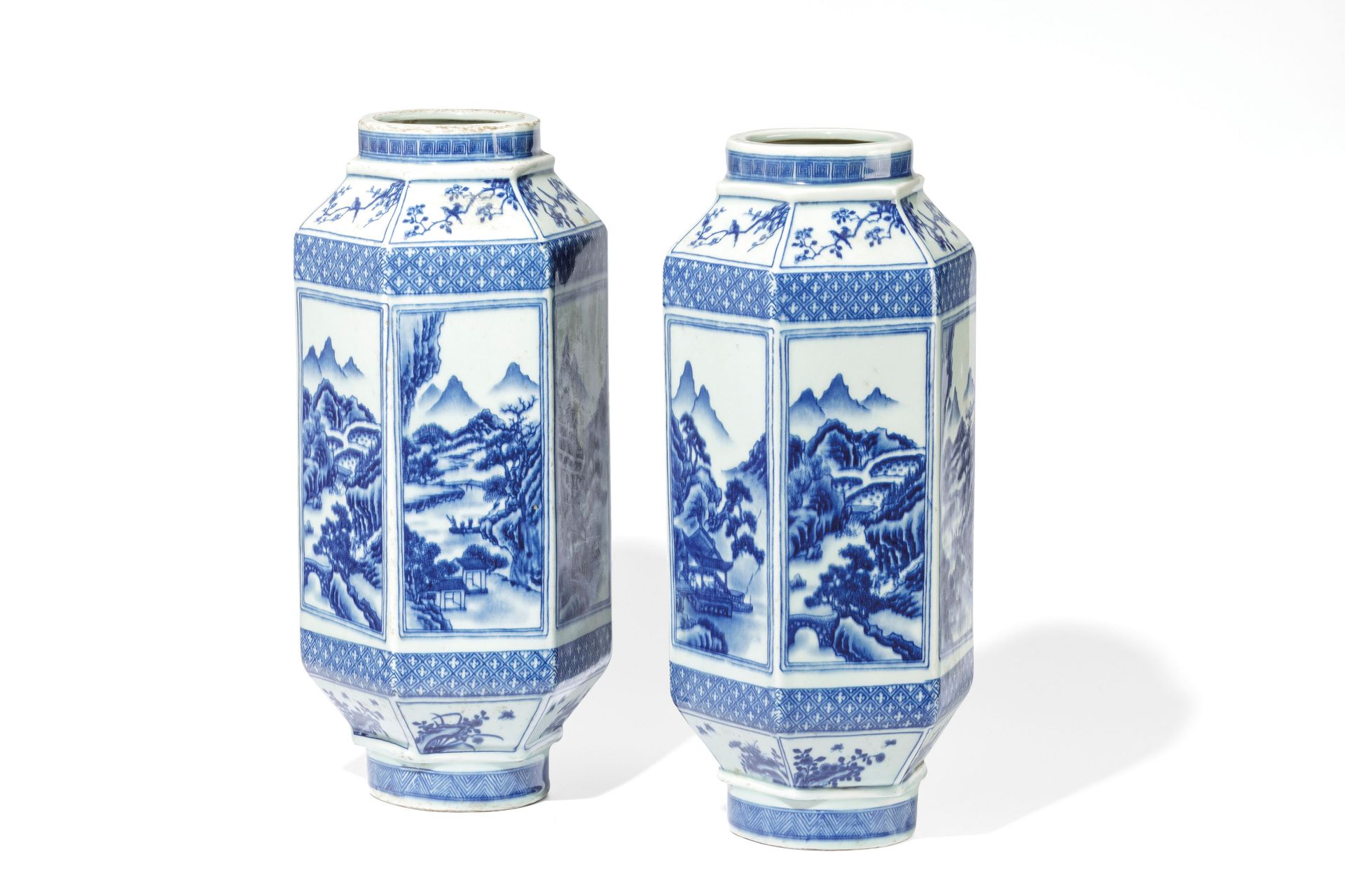 A RARE BLUE AND WHITE PORCELAIN LANTERN SHAPE VASES, CHINA, QING DYNASTY, KANGXI APOCRYPHAL MARK (2)