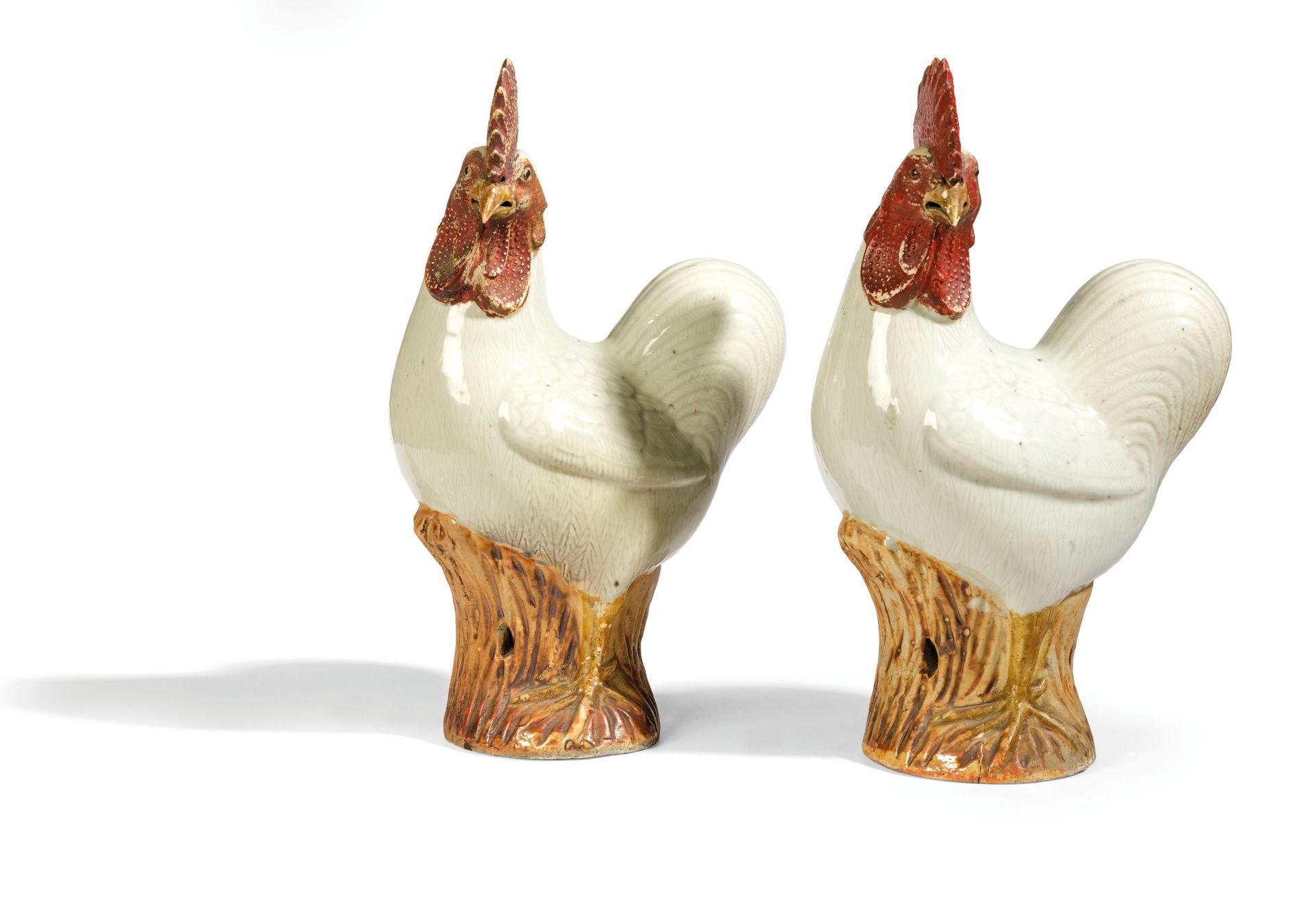 TWO PORCELAIN FIGURES OF STANDING COCKS, CHINA, 18TH-19TH CENTURY (2) - Image 3 of 3