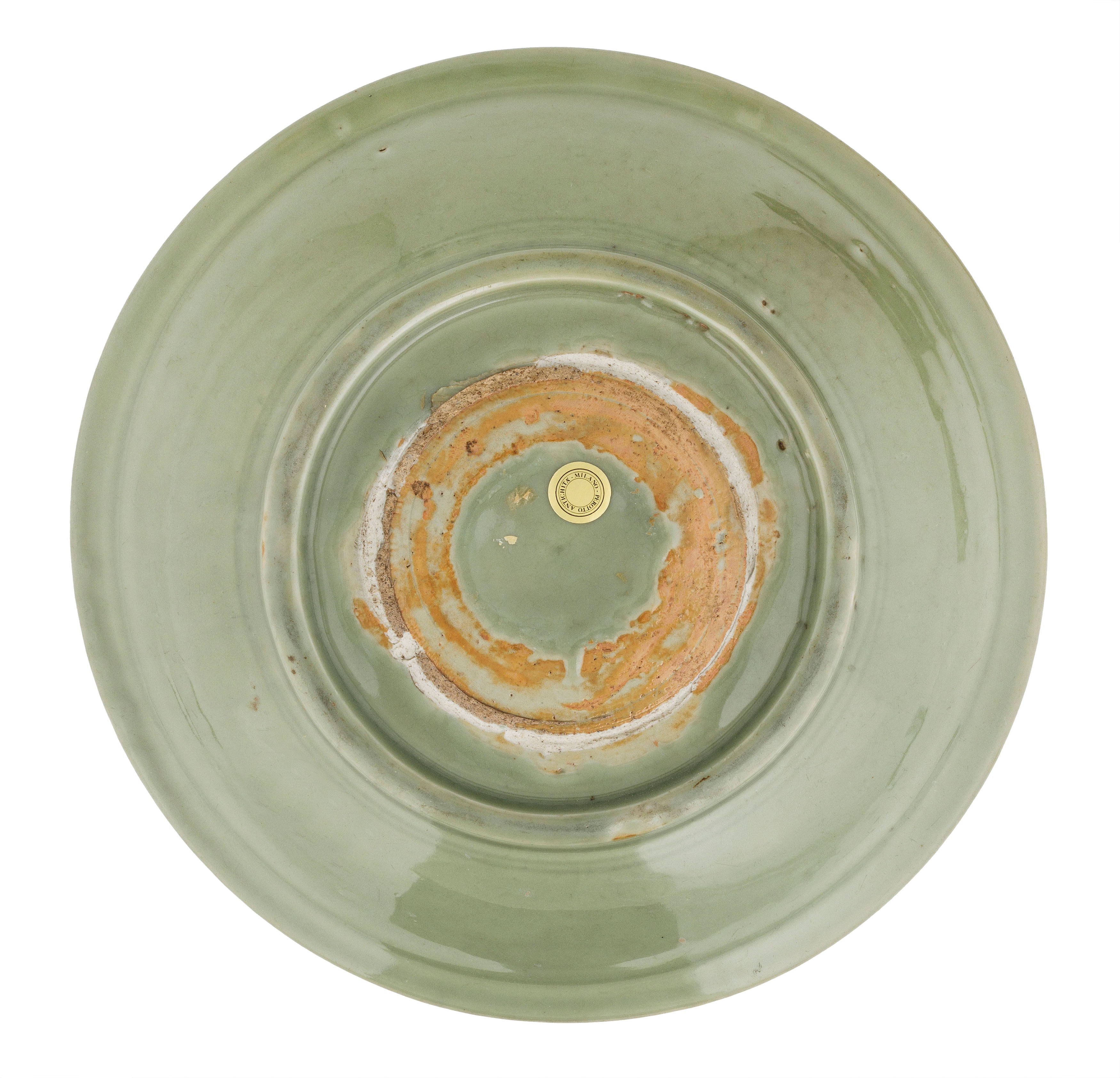 A LARGE CARVED CELADON LONGQUAN DISH, CHINA, MING DYNASTY, 15TH CENTURY - Image 2 of 2