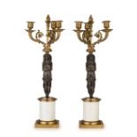 COPPIA DI GRANDI CANDELABRI IN MARMO, BRONZO DORATO E PATINATO, XIX-XX SECOLO