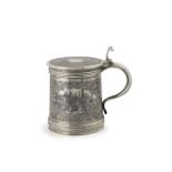 TANKARD IN ARGENTO PARZIALMENTE DORATO E NIELLO, MOSCA, 1859