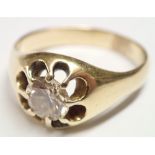 18ct gold (tested) 1930s gents solitaire diamond ring approximately 0.