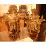 Two 19thC moulded figurines H: 8 cm