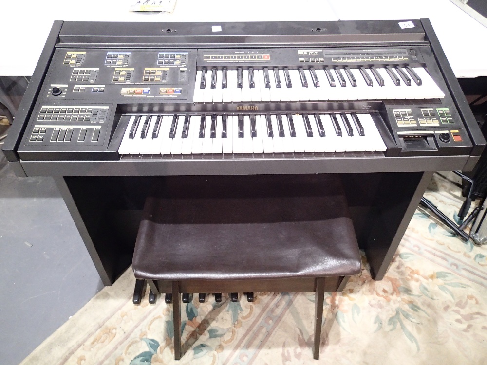 Yamaha twin keyboard organ