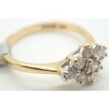 18ct gold fancy diamond ring size N 3.
