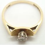 18ct yellow gold diamond solitaire ring size O 3.