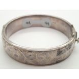 Ladies vintage engraved bangle 26g