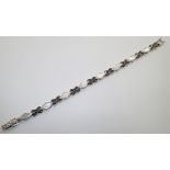 Silver marcasite and mother of pearl bracelet L: 20 cm 20g