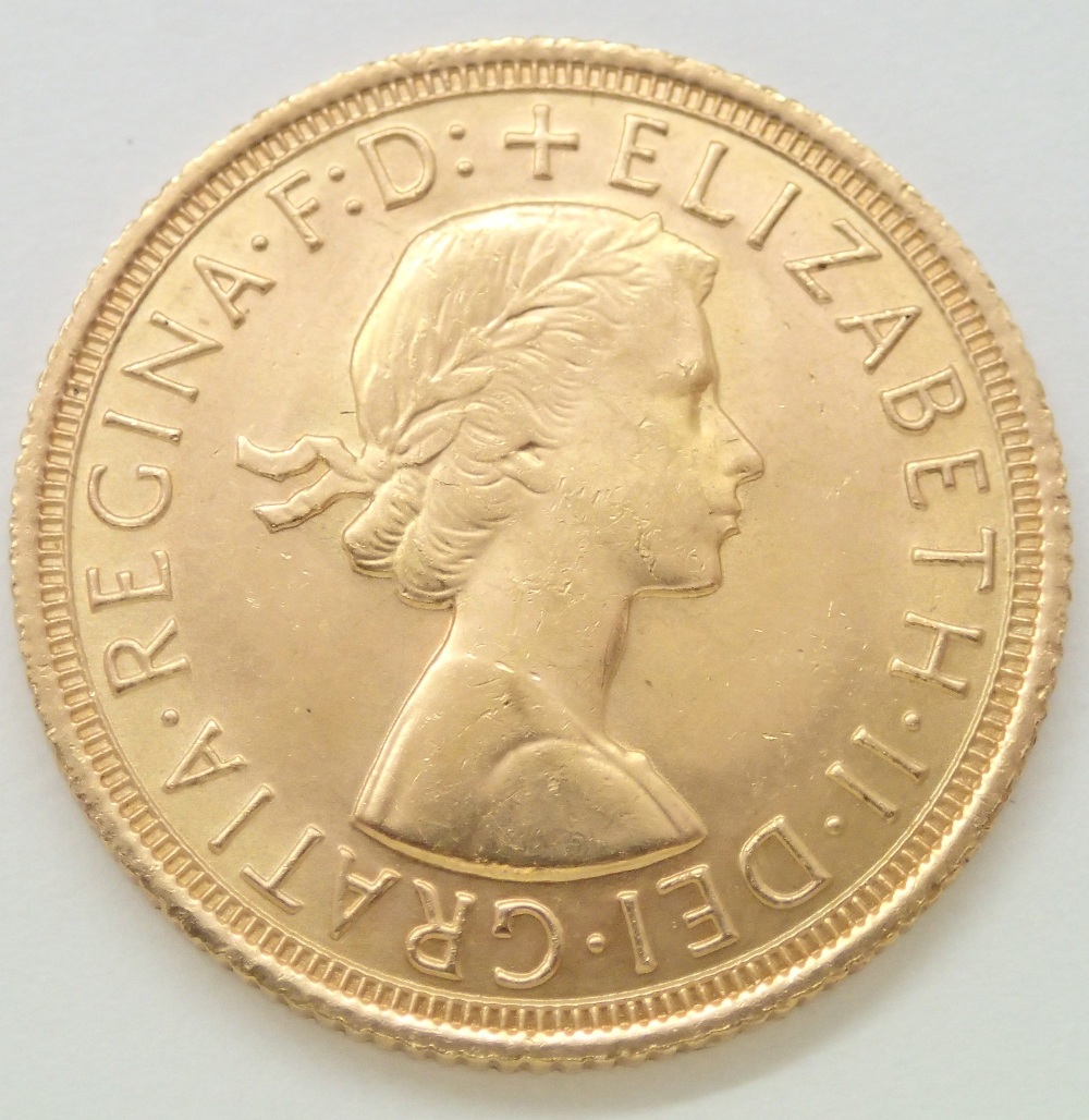 *** WITHDRAWN *** Queen Elizabeth 1968 full sovereign - Image 3 of 3