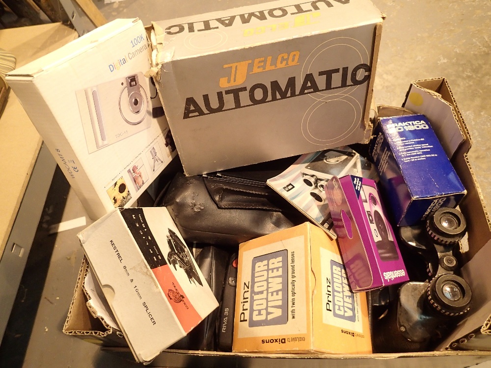 Box of vintage 35mm cameras with 80-250 zoom lens by Optimax