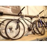 Apollo Switch 18 speed ladies mountain bike with Shimano gears