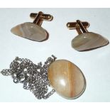 Agate cufflinks and agate white metal pendant