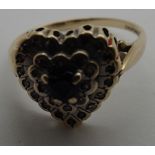 9ct gold heart shaped ring size R 3.0g